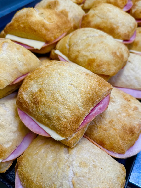 Panini m. skinke og ost